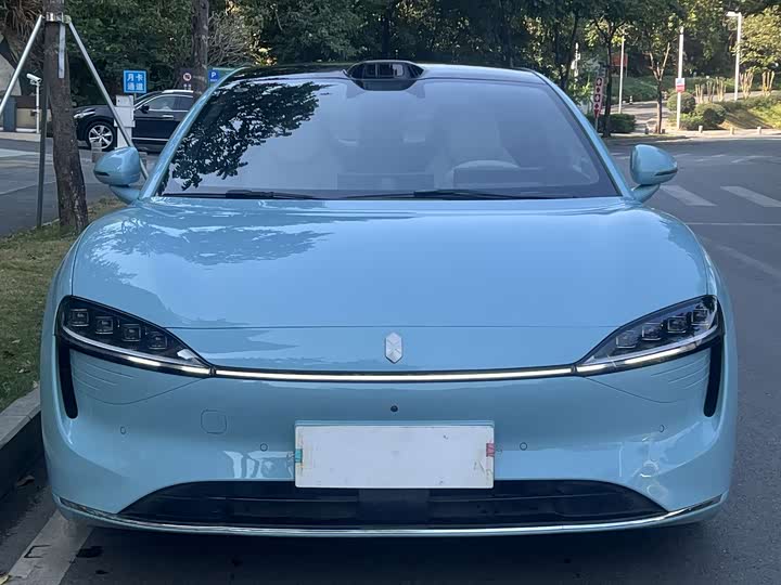 Фото 2 - Luxeed S7