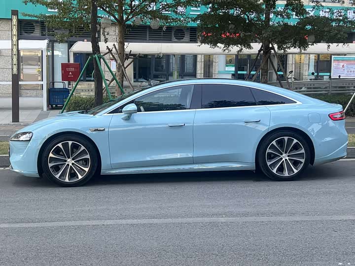 Фото 3 - Luxeed S7