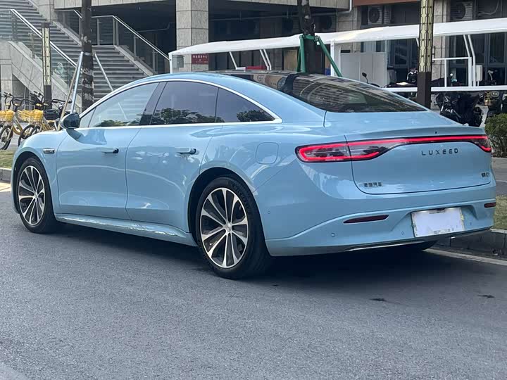 Фото 4 - Luxeed S7