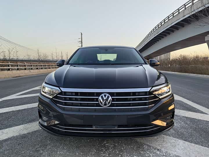 Фото 2 - Volkswagen Sagitar L