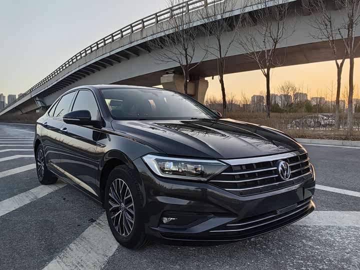 Фото 3 - Volkswagen Sagitar L