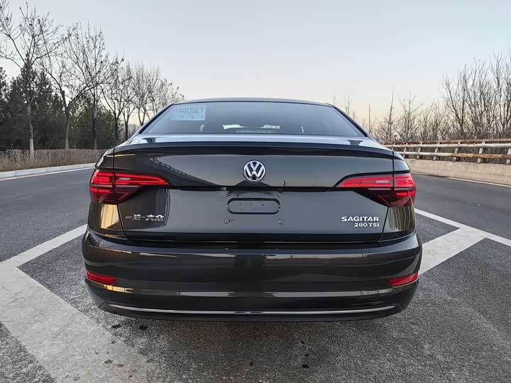 Фото 6 - Volkswagen Sagitar L