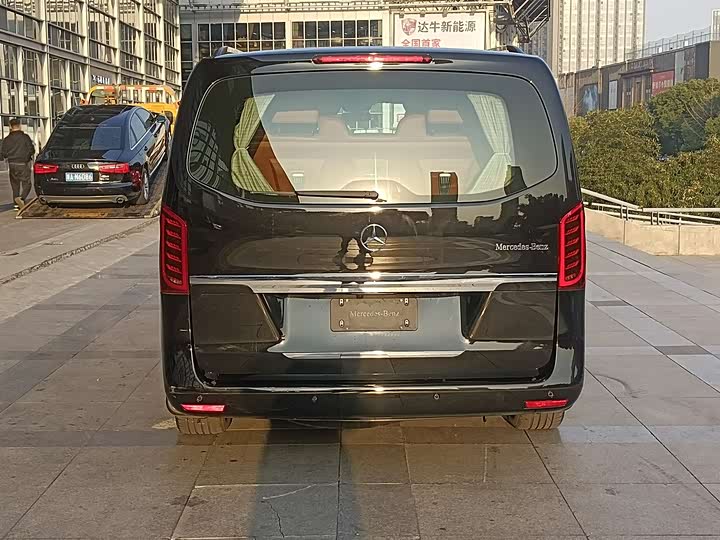 Фото 7 - Mercedes-Benz Vito