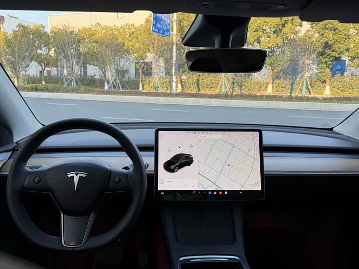 Фото 6 - Tesla Model Y