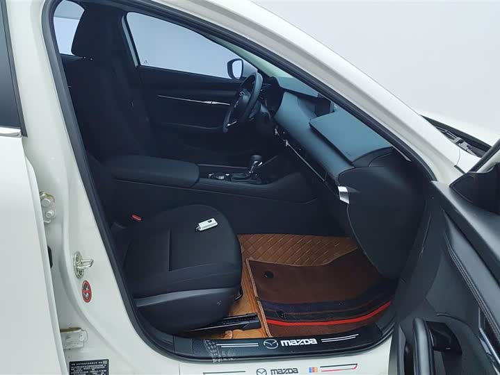 Фото 8 - Mazda 3 (Axela)