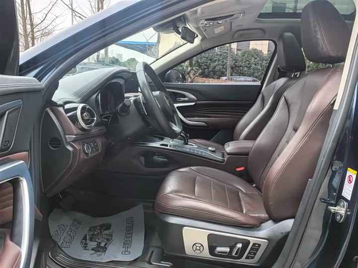 Фото 4 - Wey VV7