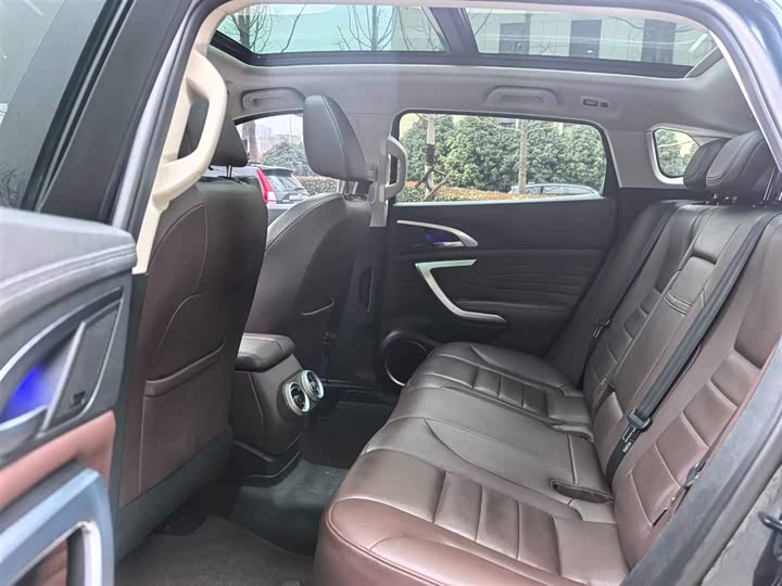 Фото 5 - Wey VV7