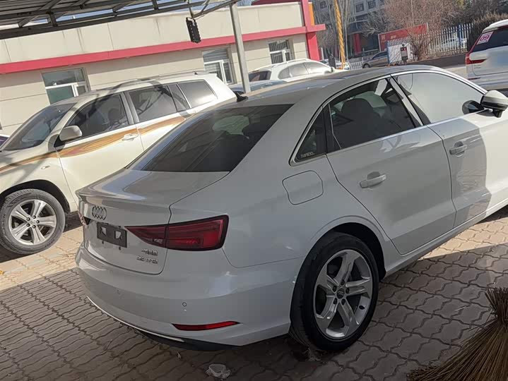 Фото 9 - Audi A3