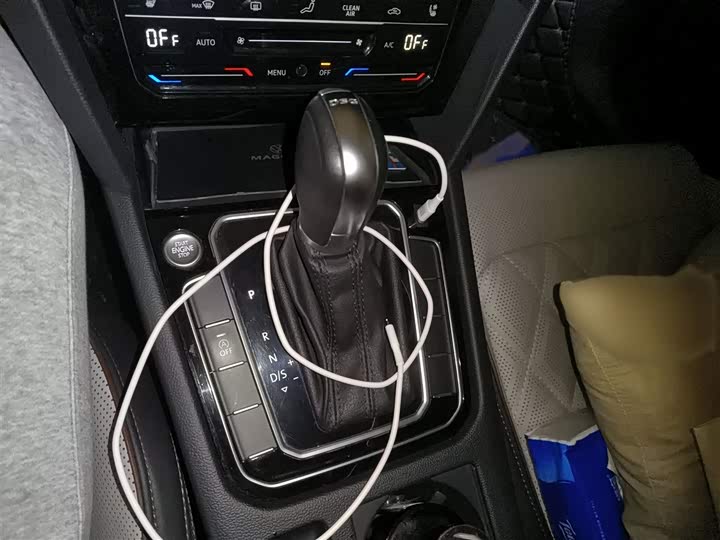 Фото 7 - Volkswagen Magotan