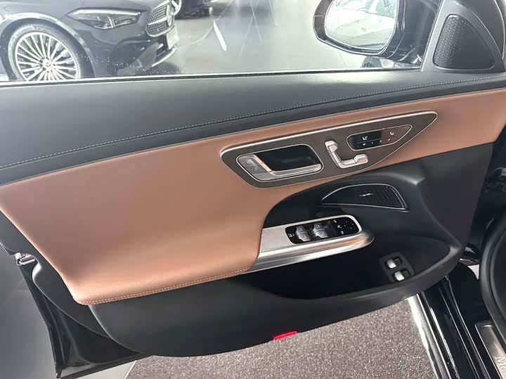 Фото 4 - Mercedes-Benz E-Class Hybrid