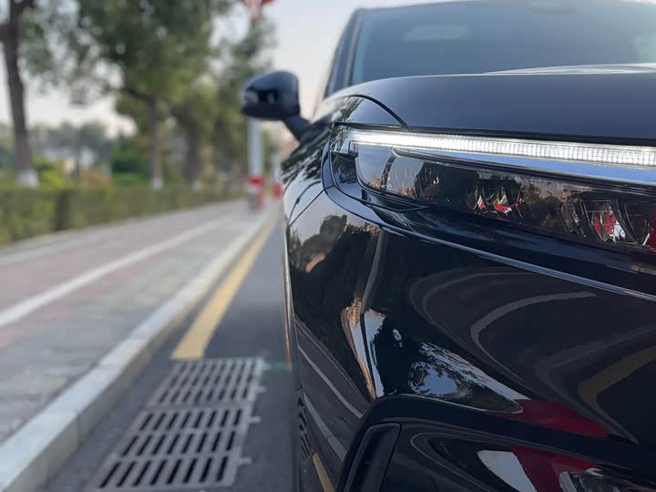 Фото 7 - Honda CR-V