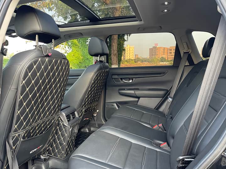 Фото 9 - Honda CR-V