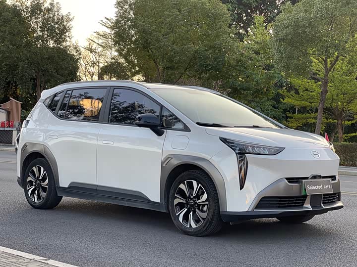 Фото 3 - GAC Aion Y