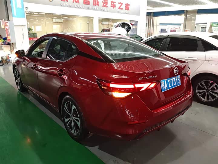 Фото 5 - Nissan Sylphy