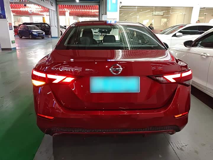 Фото 6 - Nissan Sylphy