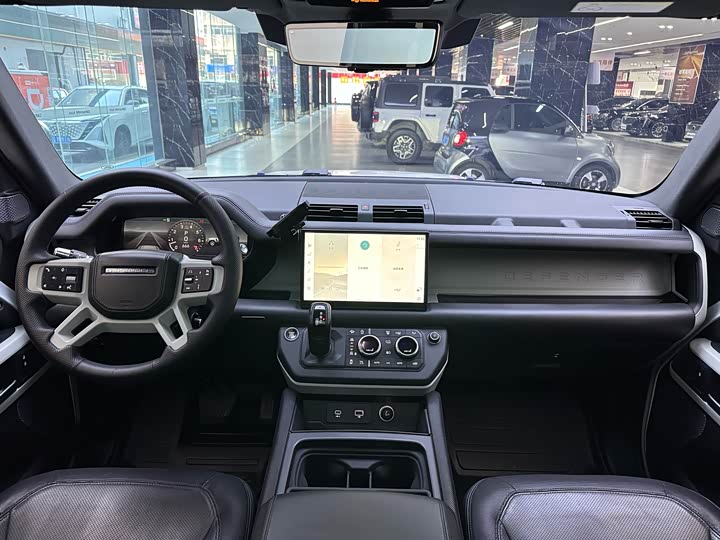 Фото 7 - Land Rover Defender