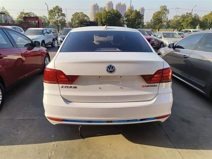 Фото 6 - Volkswagen Santana