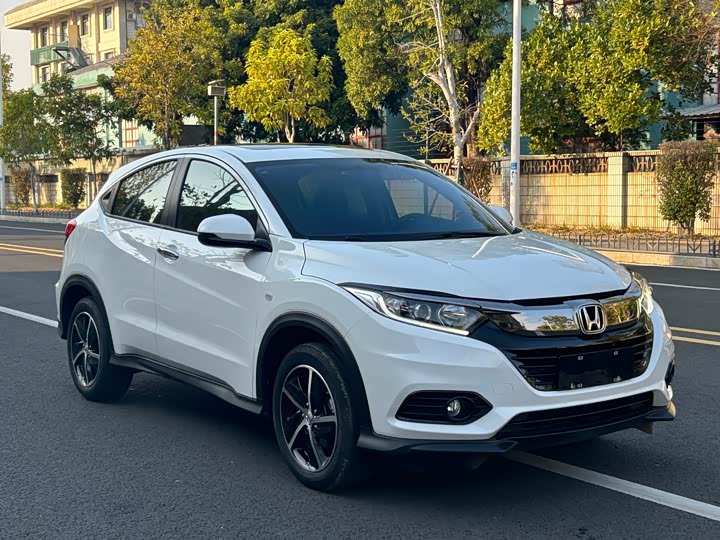 Фото 3 - Honda Vezel