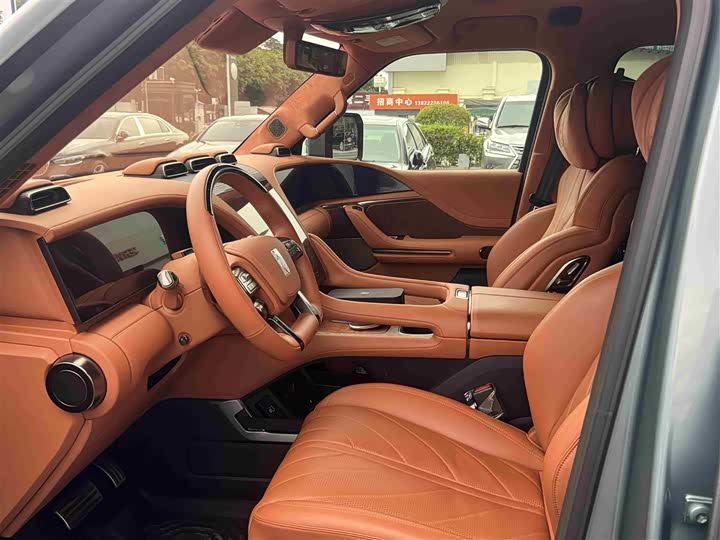 Фото 8 - BYD Yangwang U8