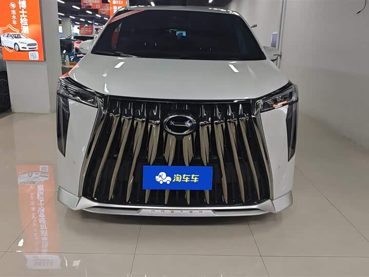 Фото 2 - GAC Trumpchi M8