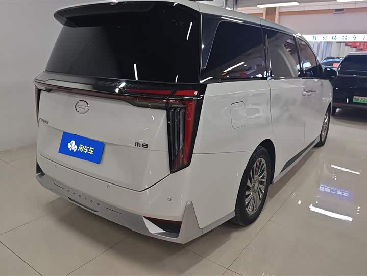 Фото 3 - GAC Trumpchi M8