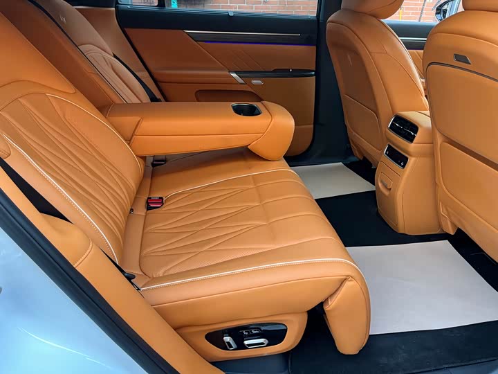 Фото 7 - Dongfeng Yipai eπ 008