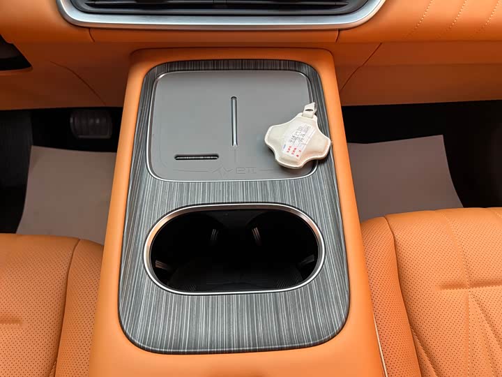 Фото 9 - Dongfeng Yipai eπ 008