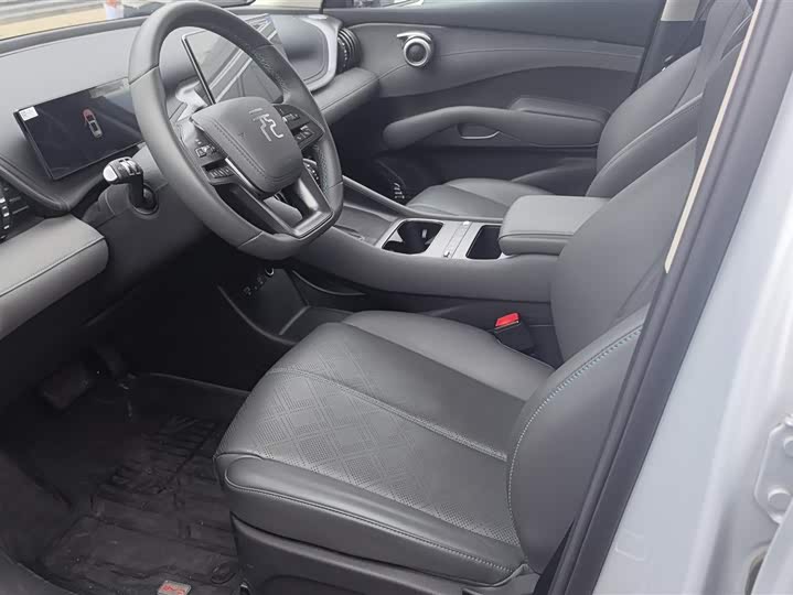 Фото 9 - BYD Yuan Plus