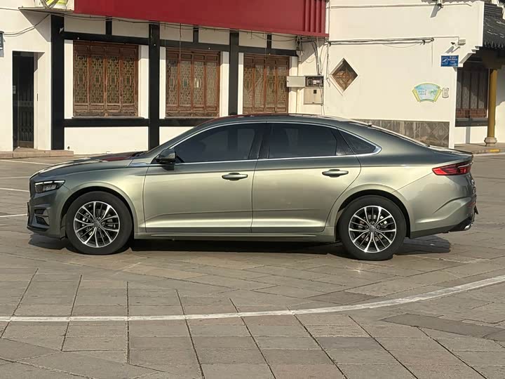 Фото 8 - Geely Preface