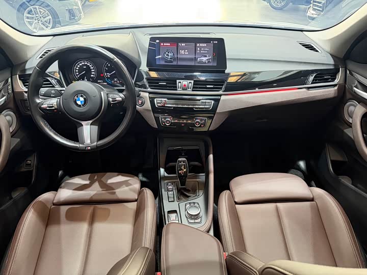 Фото 7 - BMW X1