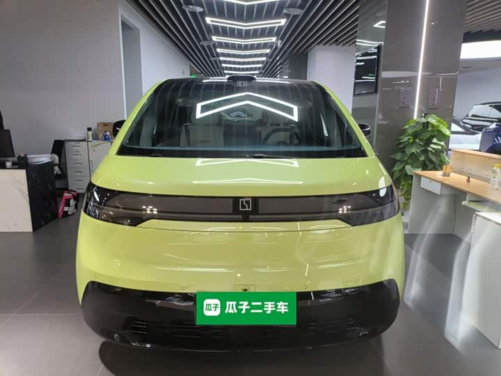 Фото 3 - Zeekr Mix