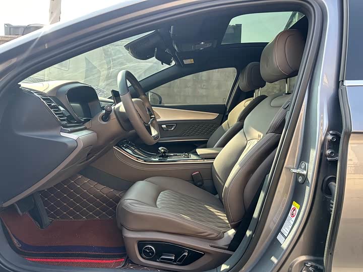 Фото 8 - BYD Han