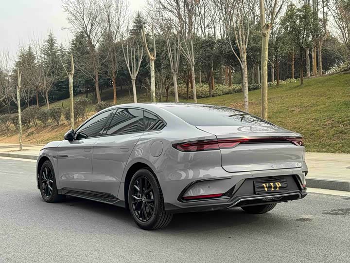 Фото 7 - BYD Han