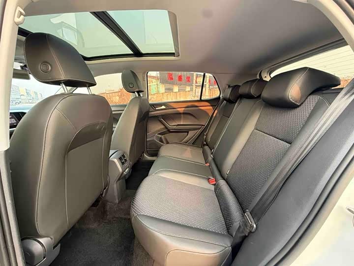 Фото 8 - Volkswagen Tacqua