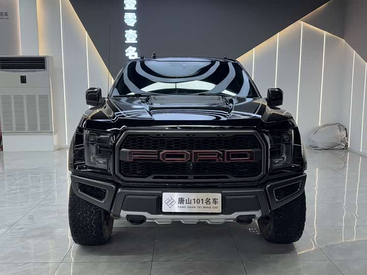 Фото 2 - Ford F-150 Raptor