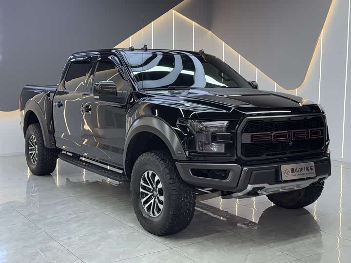 Фото 3 - Ford F-150 Raptor