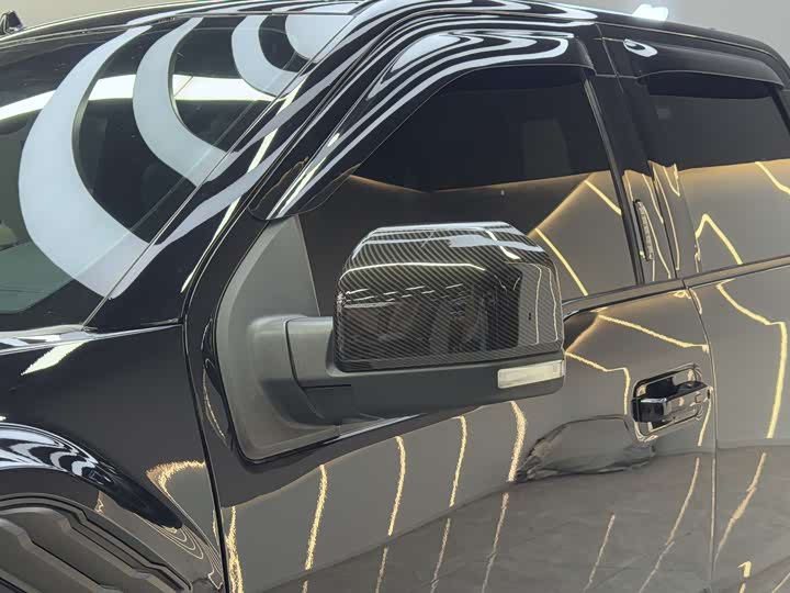 Фото 6 - Ford F-150 Raptor