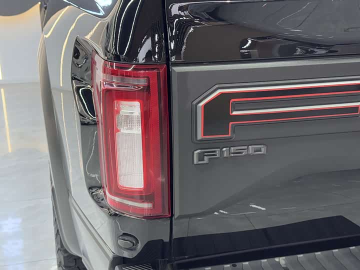 Фото 7 - Ford F-150 Raptor