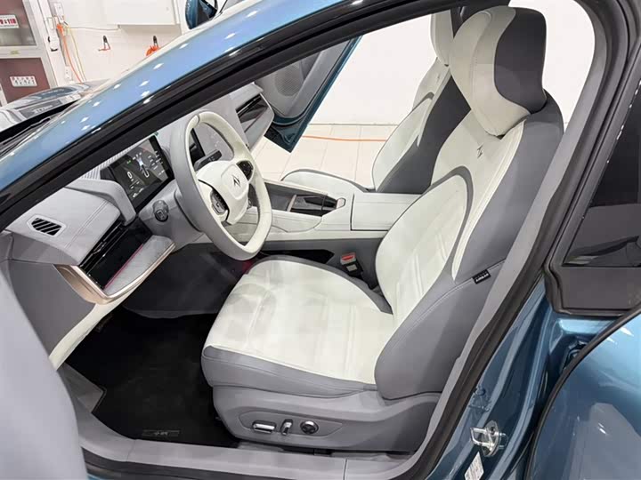 Фото 8 - Dongfeng Yipai eπ 007