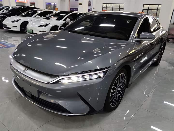 Фото 2 - BYD Han