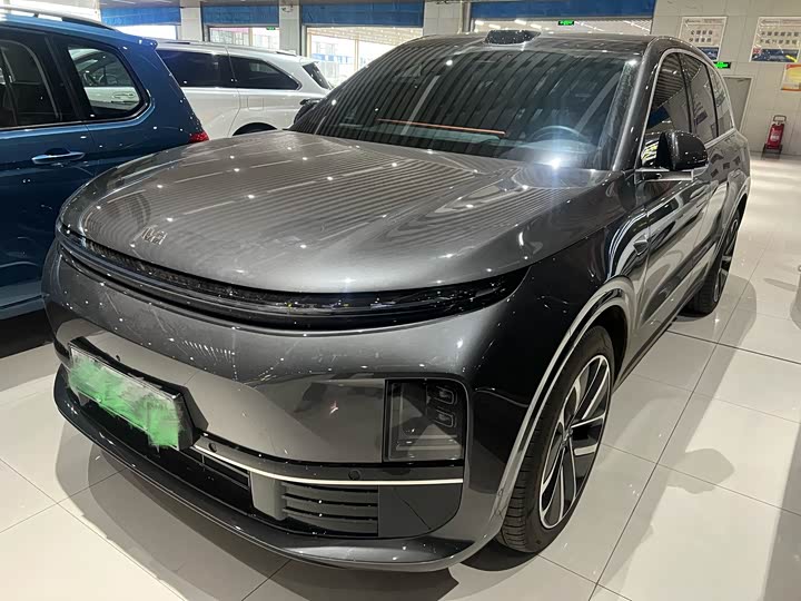 Фото 1 - LiXiang L6