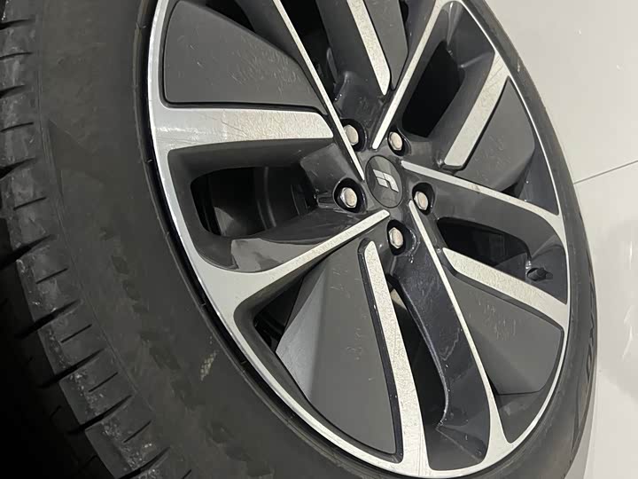 Фото 8 - LiXiang L6