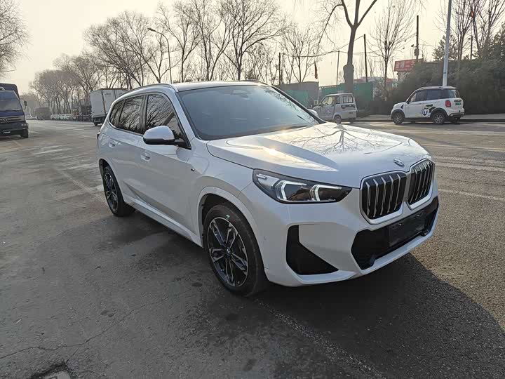 Фото 3 - BMW X1