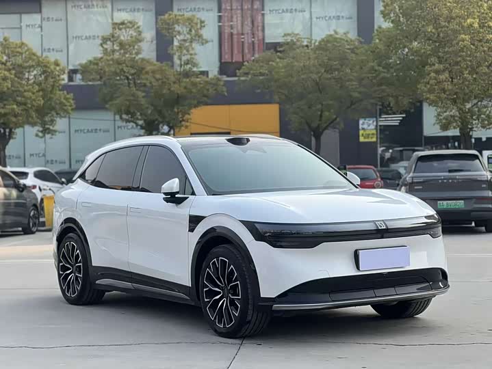 Фото 3 - Zeekr 7X