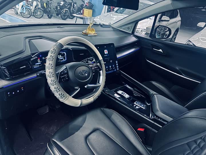 Фото 7 - Hyundai Custo