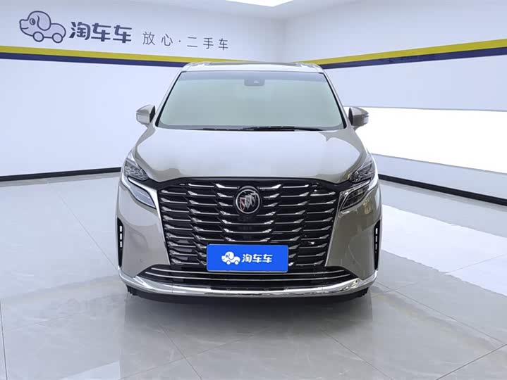 Фото 2 - Buick GL8 ES