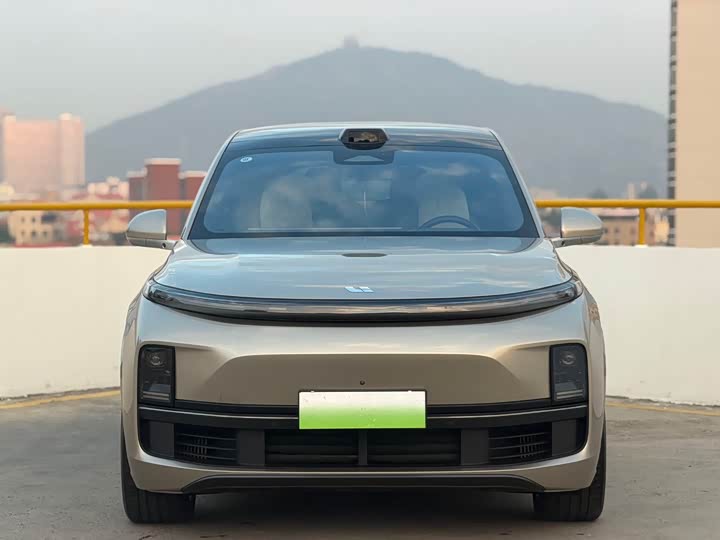 Фото 2 - LiXiang L9