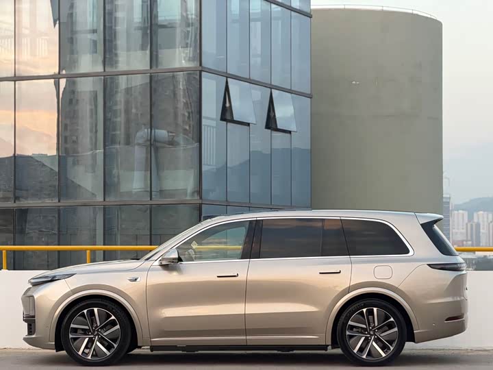 Фото 8 - LiXiang L9