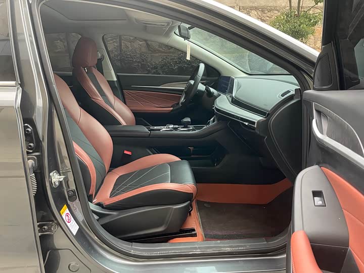 Фото 6 - Changan Eado Plus