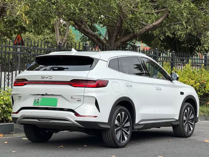 Фото 3 - BYD Song Plus Hybrid/EV